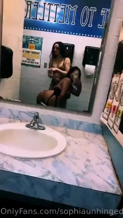 Goddess_ry its this one s birthday today show her some love 
