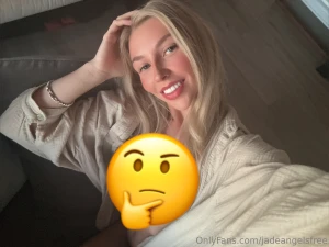 What color am i wearing join my vip and drop your guess if you got it