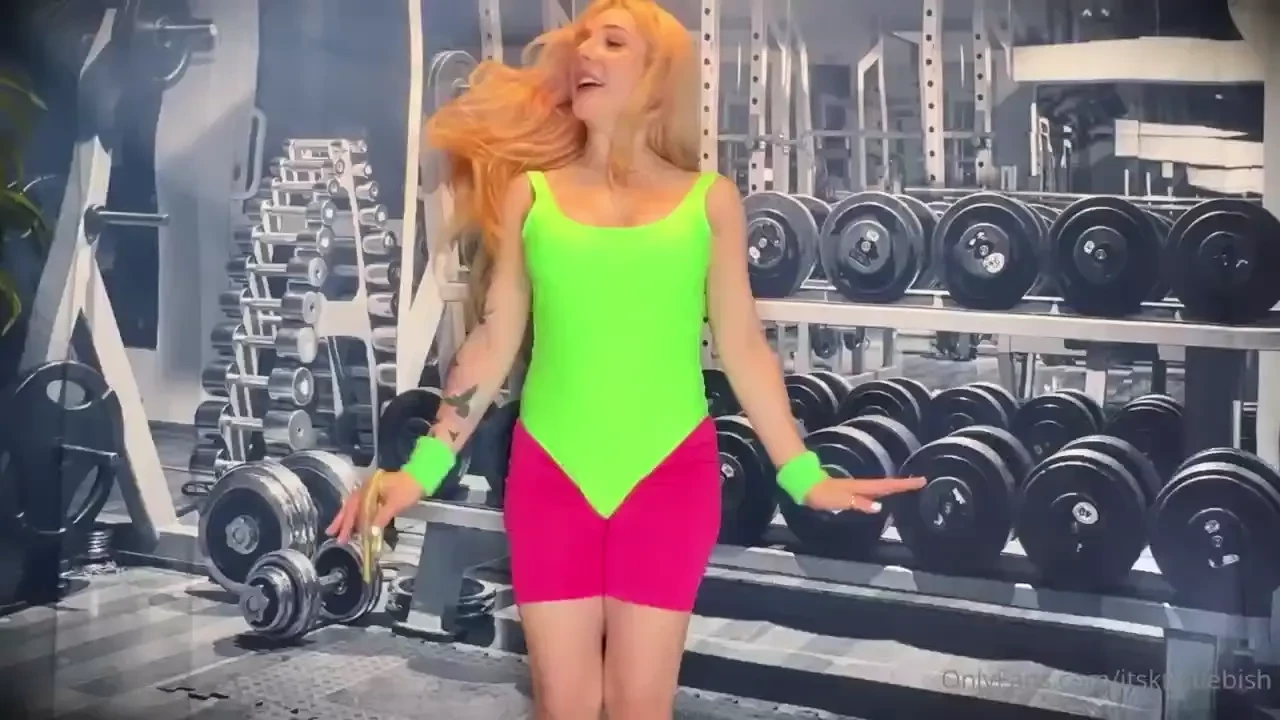 Just dropped this ass worship baddie in your ppvs but seriously don t 