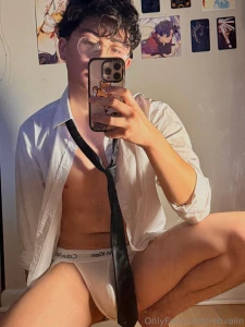 Plz ignore the dirty mirror and just focus on how hot i look part 5