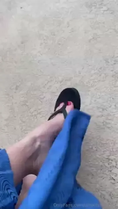 And for all my generosity a tip would be lovely and i d notice you x 