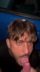 Quando sono giovani sono cos arrapati che uno ha sborrato prima ancora