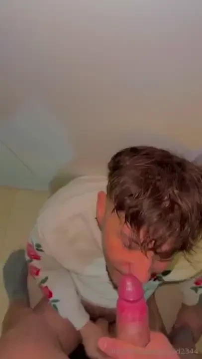 Mi contatta un ragazzo su x dice di essere etero e di voler solo part 1 