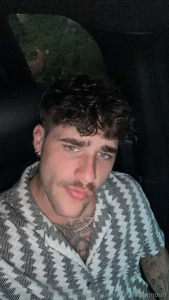 I don t have to smile to make you wet