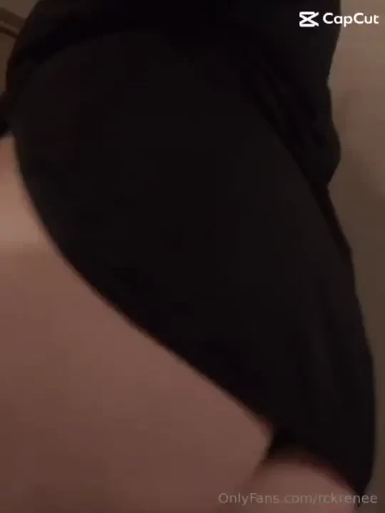 B a n g baby message me for more 