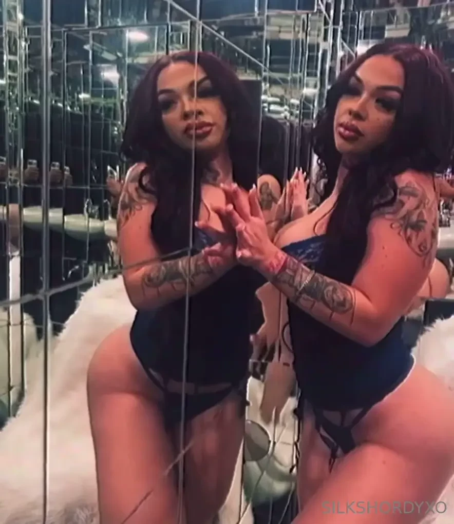 What would you do if you had two of me comment below i wanna know 