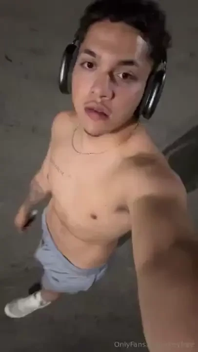 Free balling to the gym 