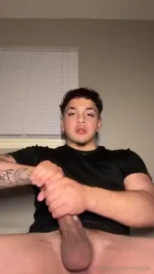 I love jerking off my big cock