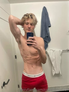 Anyone else really horny right now part 1