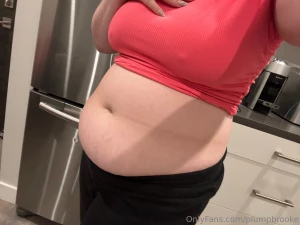 After dinner vs before i ate so many chicken wings part 1