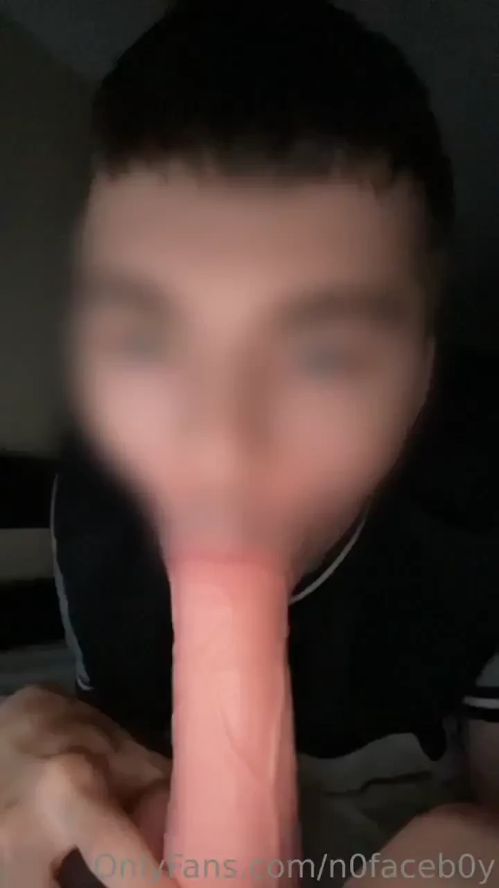 I need a real dick in my mouth 
