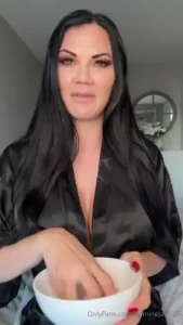 Winner of november 2 competition to win a five minute custom video