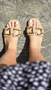 Desliza hasta verme sin flip-flops part 3