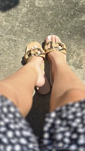 Desliza hasta verme sin flip-flops part 5