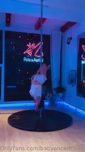 Pole week more pole moves and spins like comment and tip if you enjoy