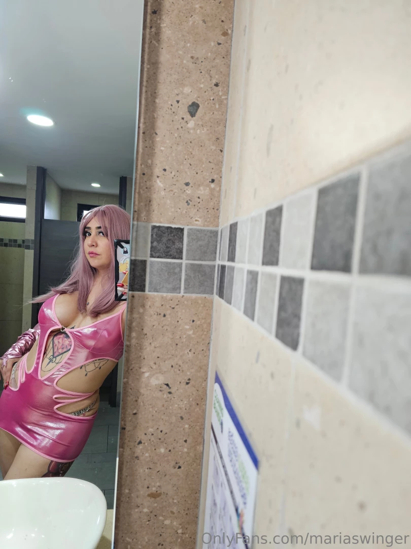 Go to my vip page lots of hot pictures totally uncensored www onlyfans 