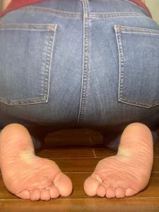 Bare soles and toes