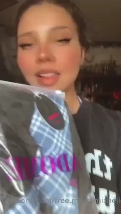 New outfit just came in and it s extra special want to know why a very 