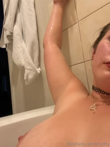 Felt cute might delete part 25