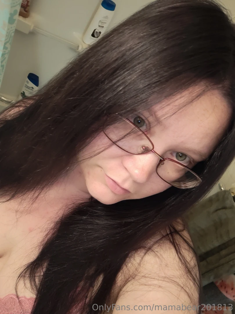 This was supposed to be midnight violet but looks more like black idk 