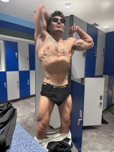 Yall want some new solo content show me how much you want it part 1