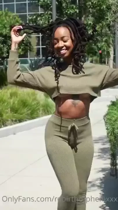 Almost a nip slipppp 
