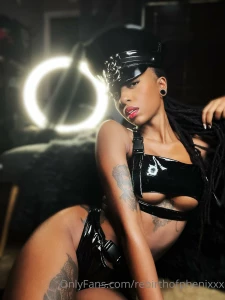 Dominatrix phenix part 2