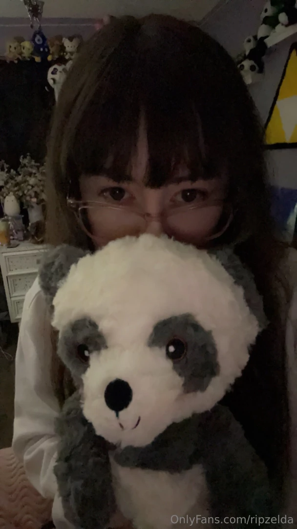 Nerdy zelda i never wear my glasses im blind always do u like girls part 1 