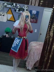 Dropping zelda cosplay here part 3