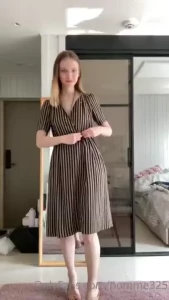 I d love to go on a date with you wearing a classy dress and nothing