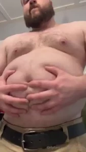 Back to my biggest here s my empty belly 227 2lbs