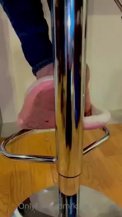 Those slippers are really getting ripe 