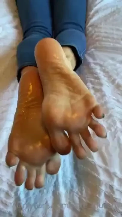 Cant get enough oiled soles action 