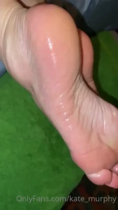 I am entering an oiled soles contest today pls vote for me i will be