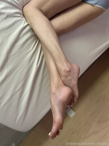 Leg show for you oh but you can still enjoy my feet in these pics too part 3