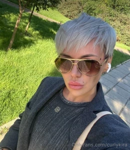 Hi my friend karinasnowwhite created her onlyfans today she is so hot part 200