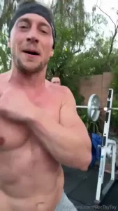 Who s hitting their post christmas workout today