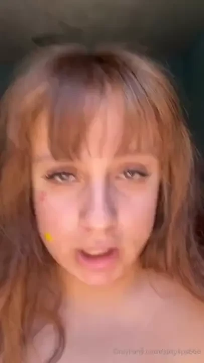 Un porrito me siento bonita ahorita les grabo alguito rico los tqm 