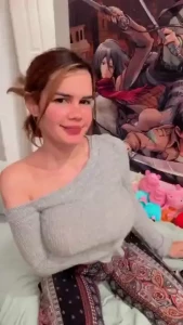 Me la metes por el culo o te masturbo con mis tetas que prefieres hoy