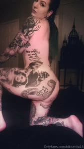 Holiday 10 special tis the season to spread it open all the closeup