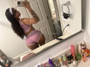 Going live again tomorrow at 8 30 pm pst don t be late babe or you ll