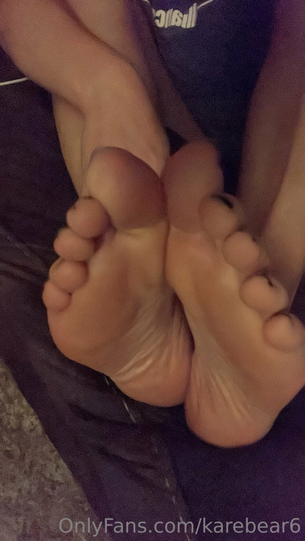 Happy foot fetish friday loves to all of you 
