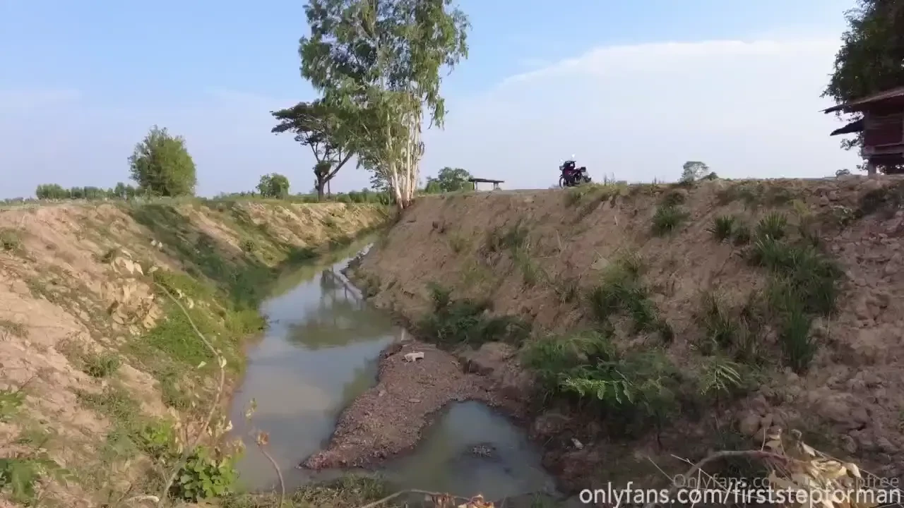 I had the opportunity to go outside so i m going to find a nice place 