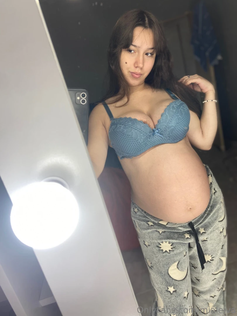 My body in pijamas part 1 