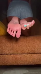 Super long tennis match today could really use a foot massage