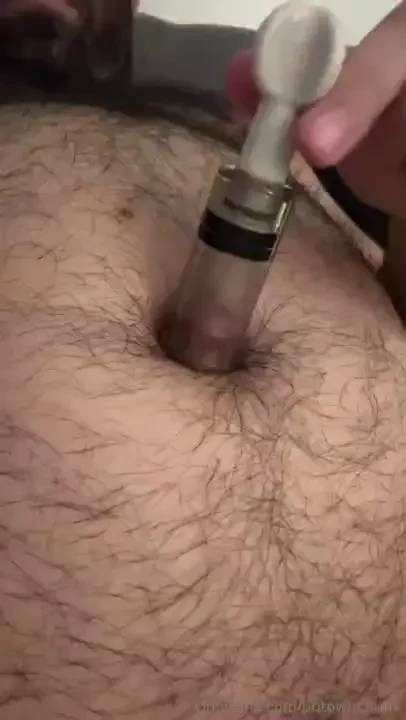 Pulling out my bellybutton and then jerking off part 1 