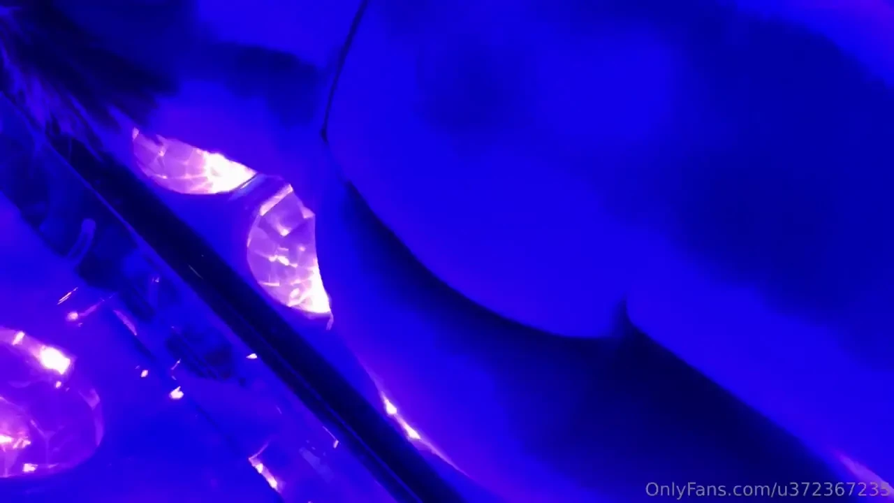 Sweaty amp hot sun-bed session message me for customs part 2 