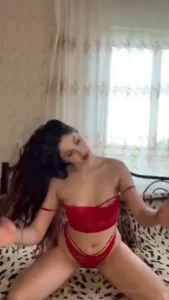 Voglio travolgerti per bene ti aspetto in chat