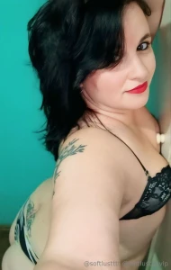 My friend sweeet_ass is on fire and wants to play at all times write