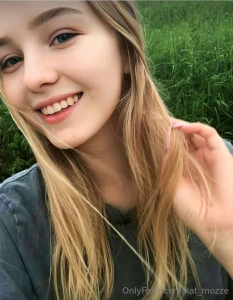 Free subscription arniluck this girl arniluck a real hurricane big fan part 39